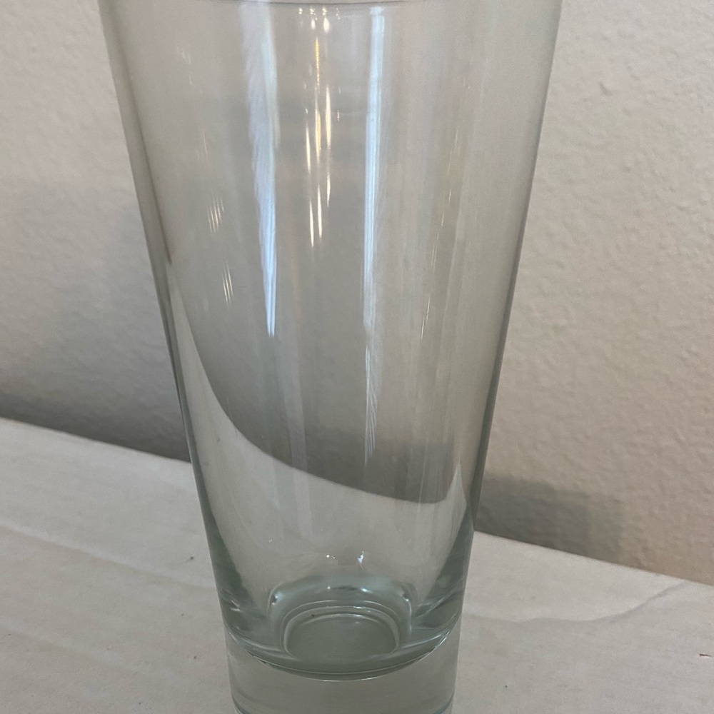 Glassware - Picture 2 of 3
